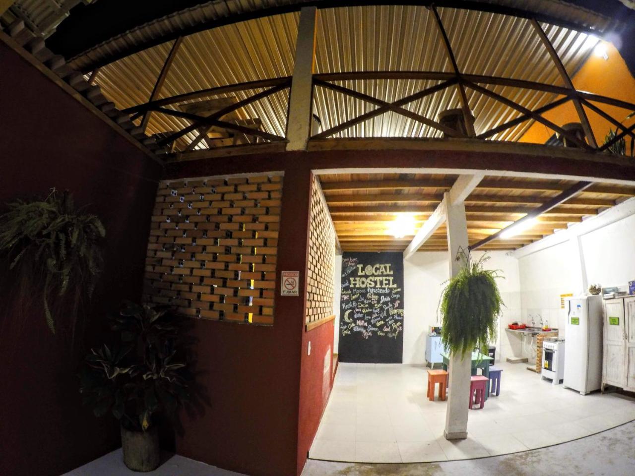 Hostel Da Milla Presidente Figueiredo Eksteriør billede