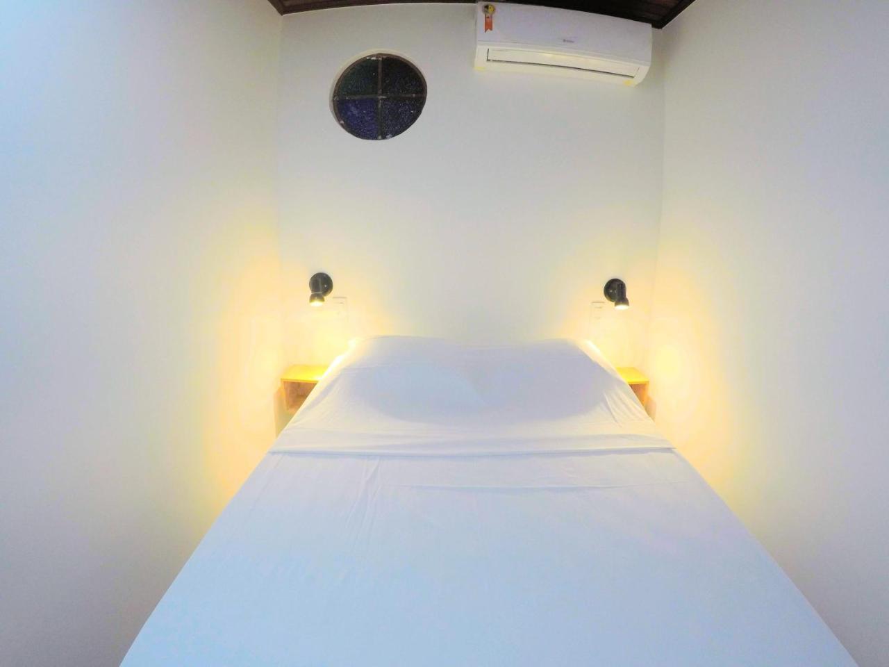 Hostel Da Milla Presidente Figueiredo Eksteriør billede