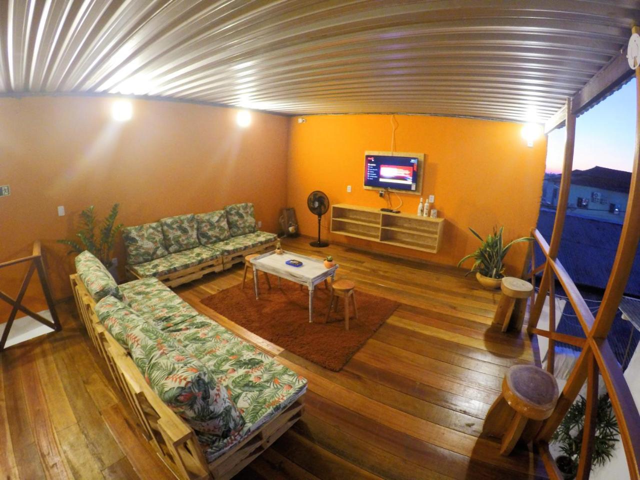 Hostel Da Milla Presidente Figueiredo Eksteriør billede