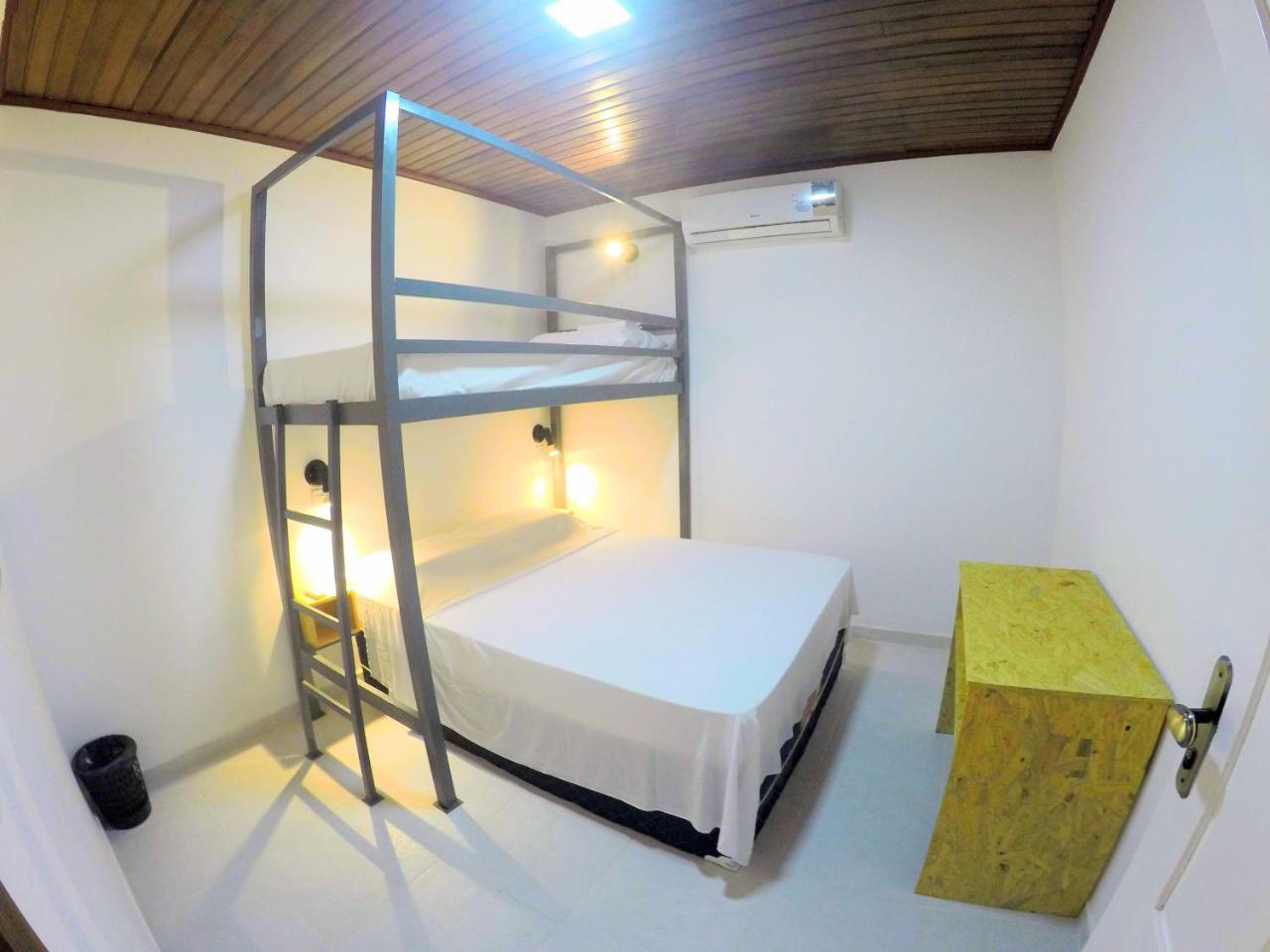 Hostel Da Milla Presidente Figueiredo Eksteriør billede