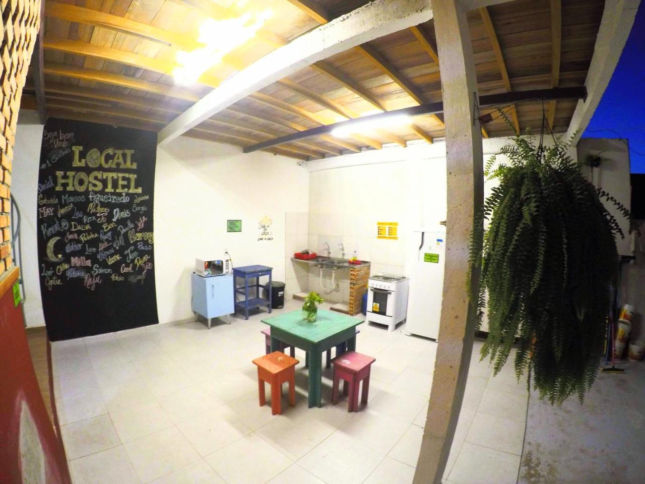 Hostel Da Milla Presidente Figueiredo Eksteriør billede