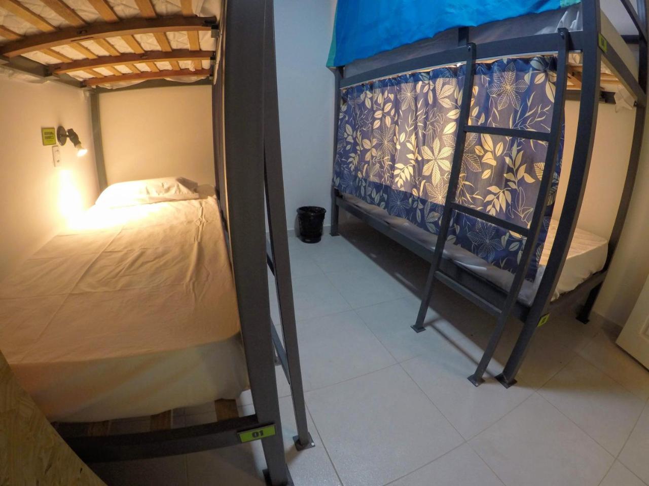 Hostel Da Milla Presidente Figueiredo Eksteriør billede